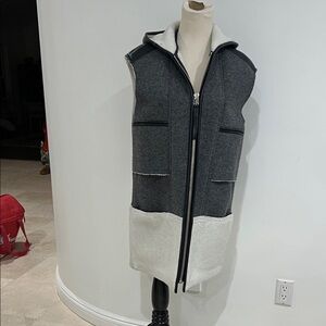 Maginn Faux Shearling & Wool Sleeveless Coat. Small